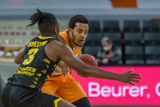 他始终将胜 他始终将胜