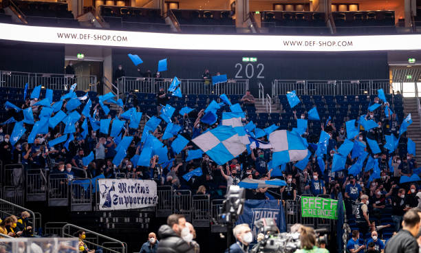 他已经展现 他已经展现