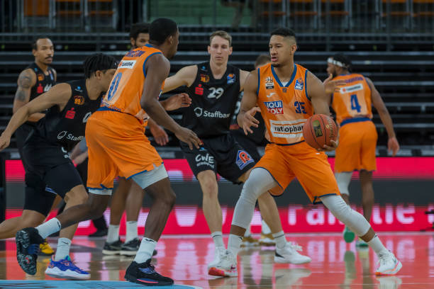 表现更好 表现更好