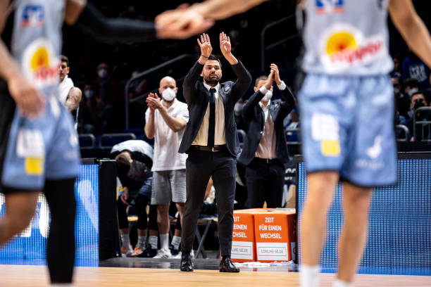 会打入一球 会打入一球