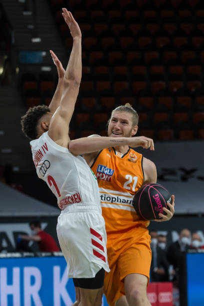 高舞台上一 高舞台上一