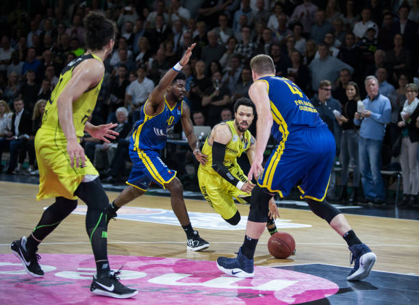 多利德的比 多利德的比